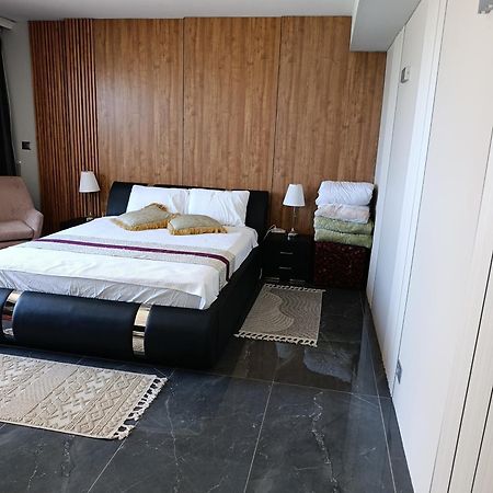 Penthouse Apartment On The Beach บัตยัม ภายนอก รูปภาพ