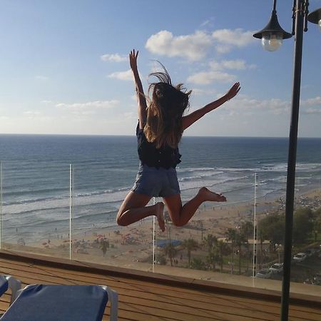 Penthouse Apartment On The Beach บัตยัม ภายนอก รูปภาพ