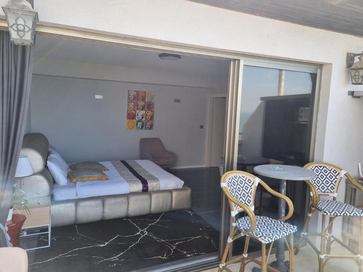 Penthouse Apartment On The Beach บัตยัม ภายนอก รูปภาพ