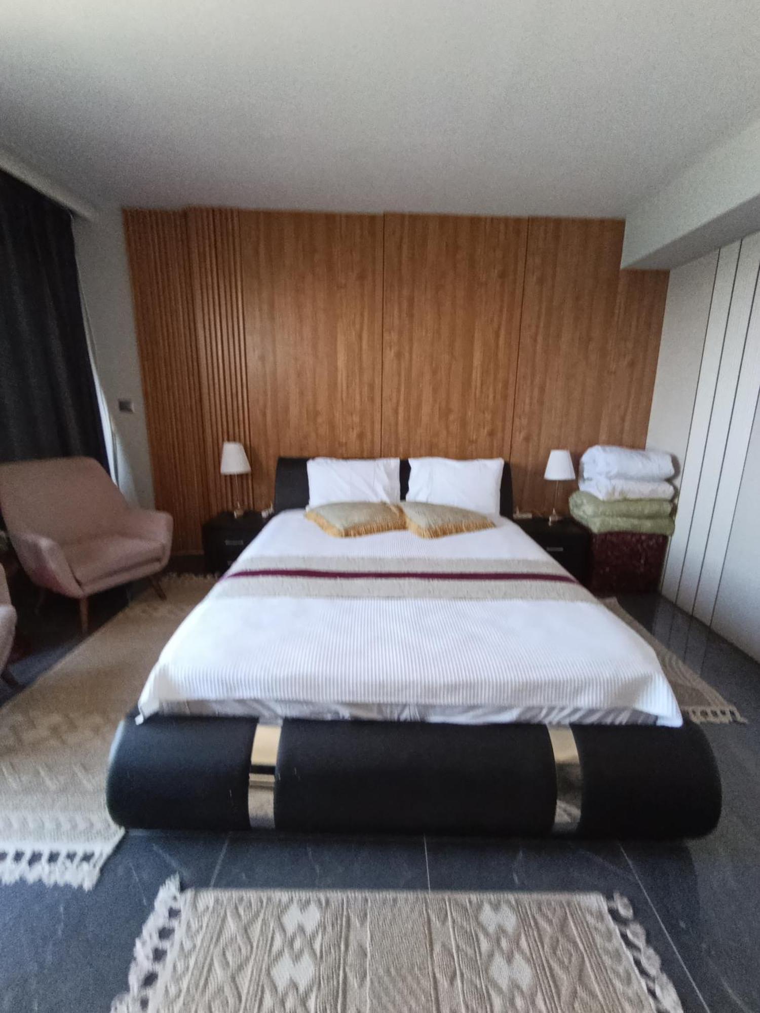 Penthouse Apartment On The Beach บัตยัม ภายนอก รูปภาพ