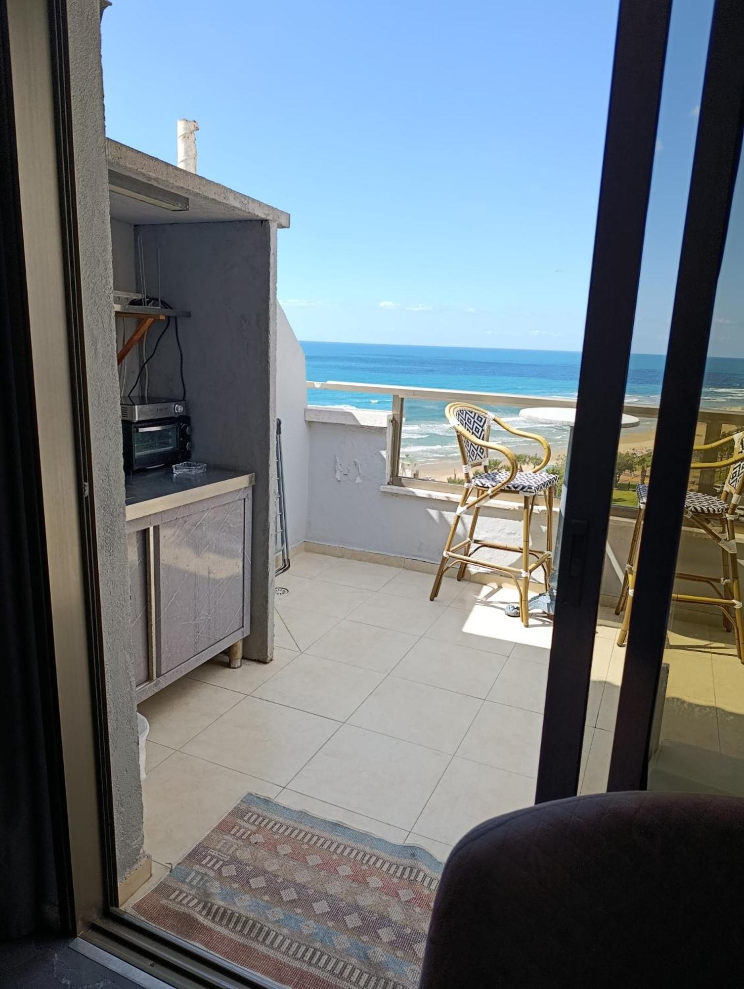 Penthouse Apartment On The Beach บัตยัม ห้อง รูปภาพ