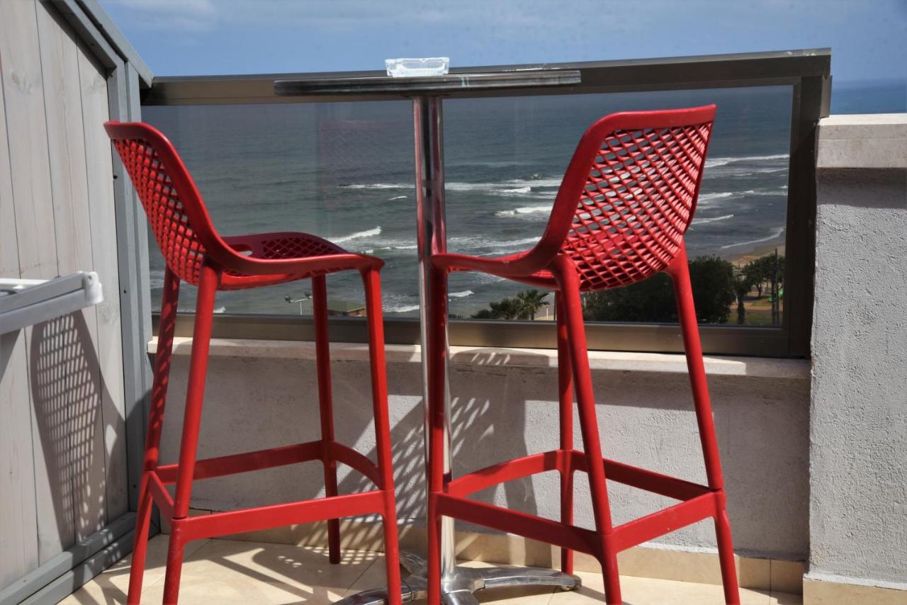 Penthouse Apartment On The Beach บัตยัม ภายนอก รูปภาพ