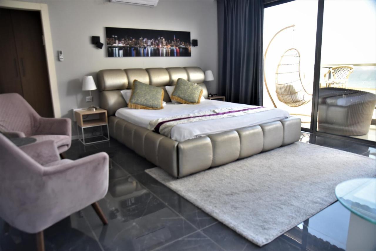 Penthouse Apartment On The Beach บัตยัม ภายนอก รูปภาพ