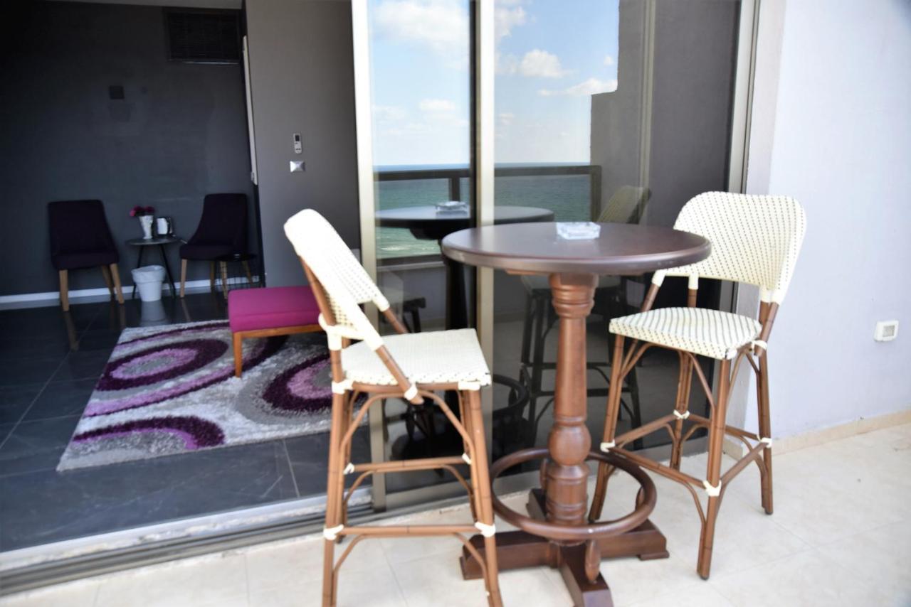 Penthouse Apartment On The Beach บัตยัม ภายนอก รูปภาพ