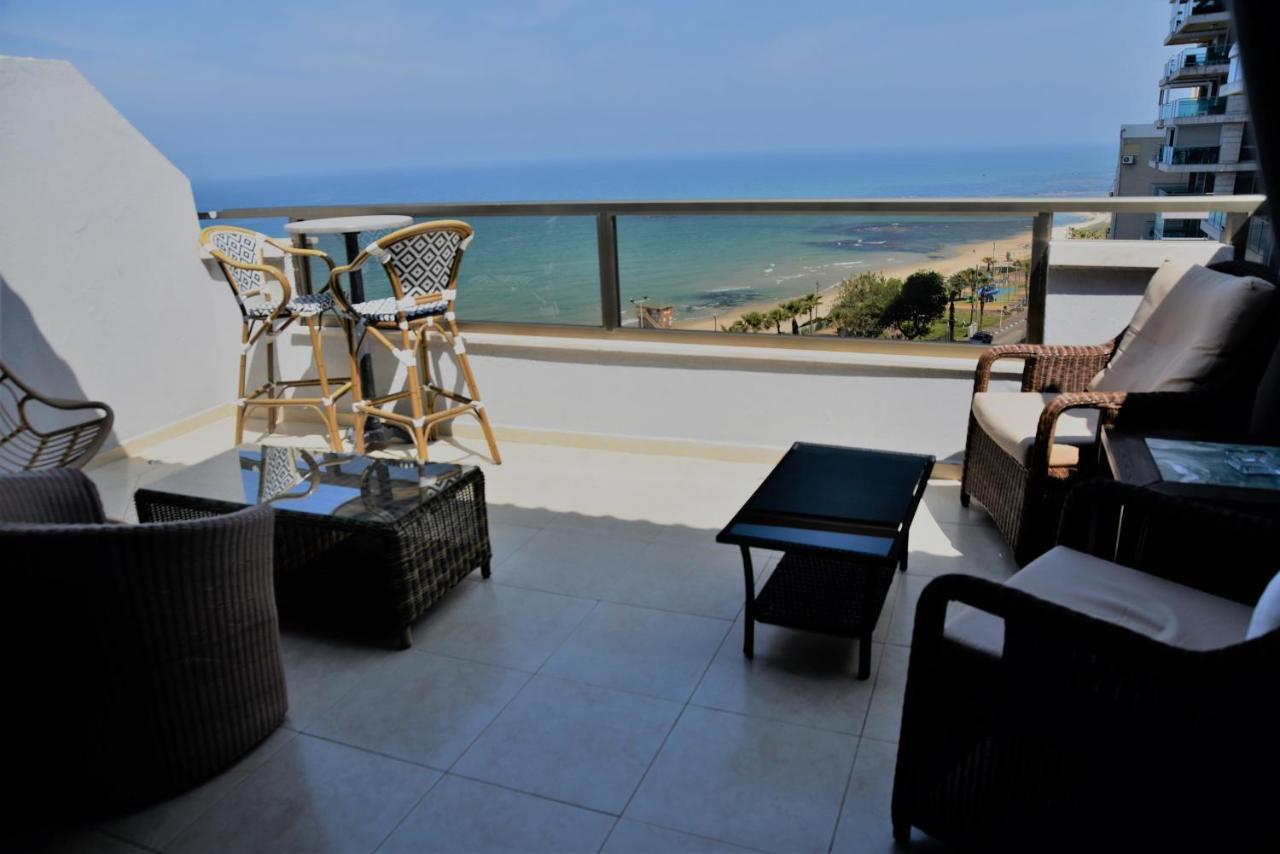 Penthouse Apartment On The Beach บัตยัม ภายนอก รูปภาพ